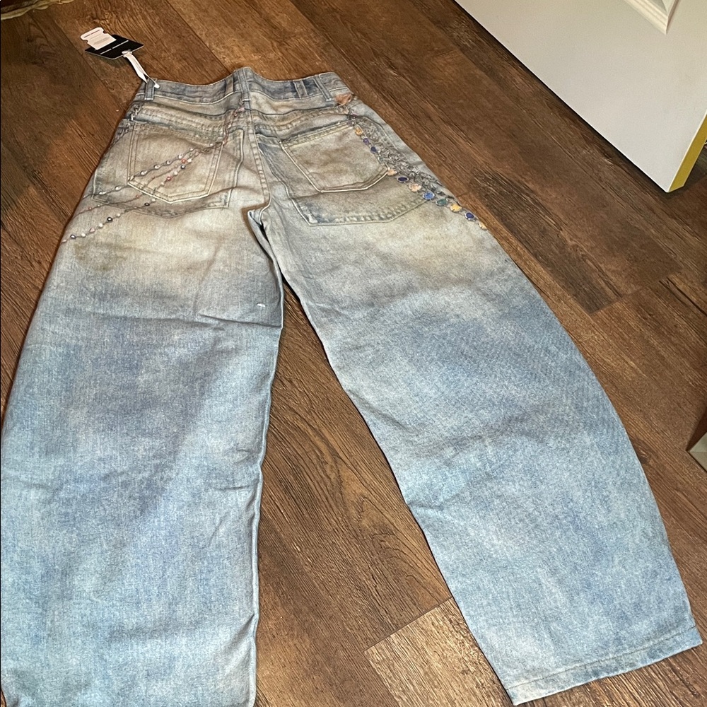 Embellished Blue Wide Leg Jeans - Picture 3 of 6